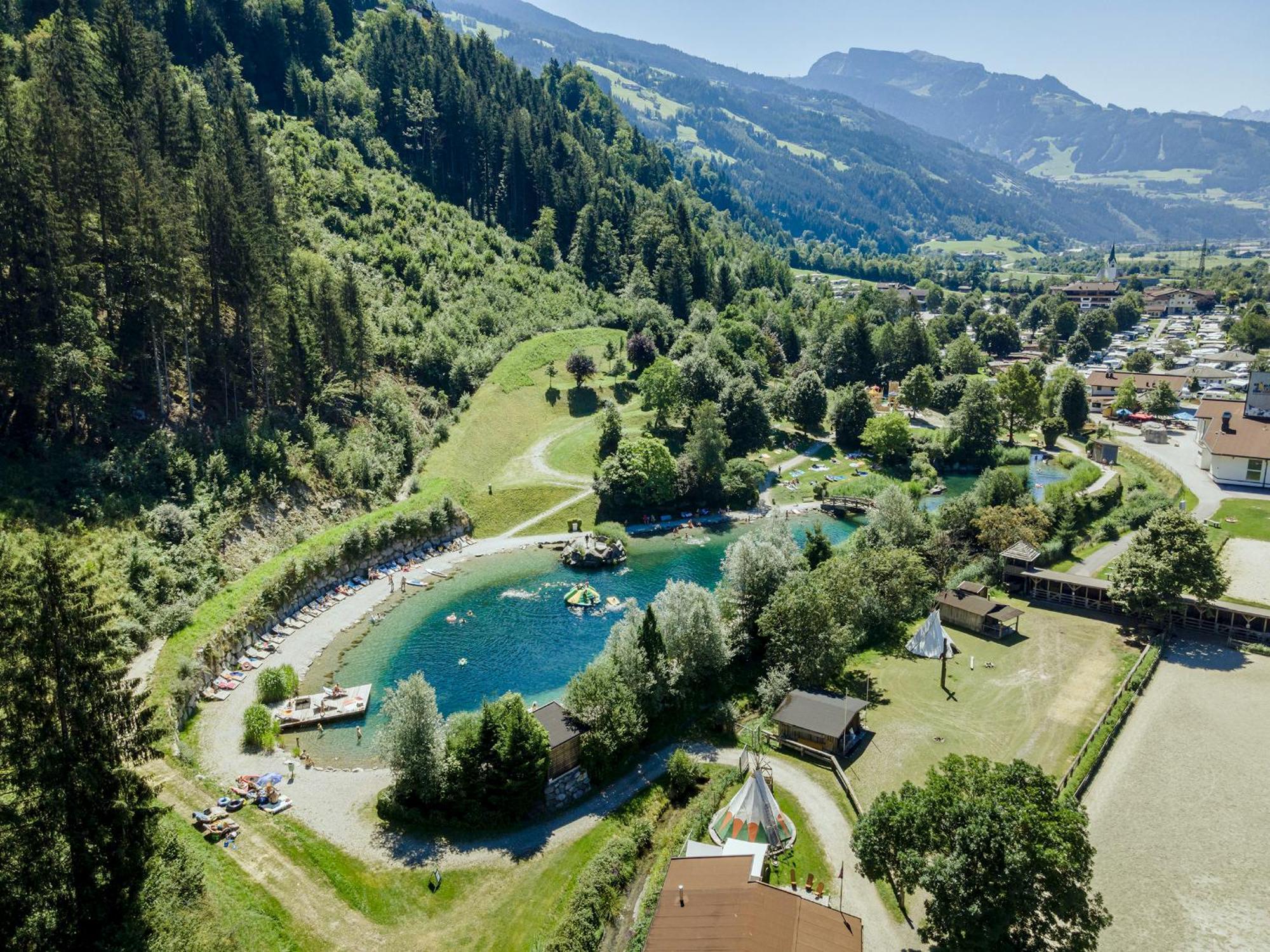 Chalet - Direkt Am 5 Sterne Campingplatz Aufenfeld Im Zillertal Mit Hallenbad Und Sauna Aschau Im Zillertal Exterior foto